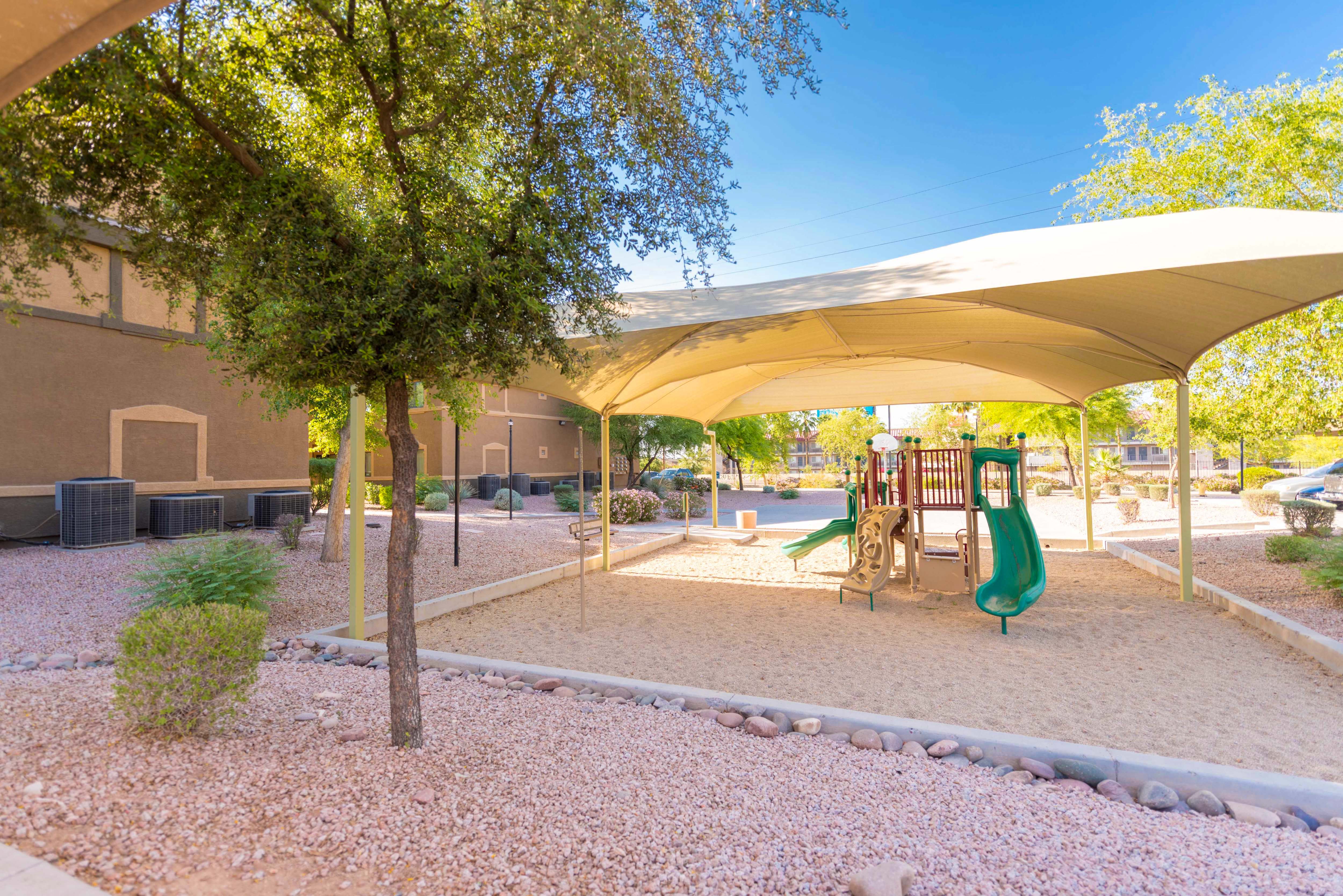 Nuestra Senora Apts. photo 3